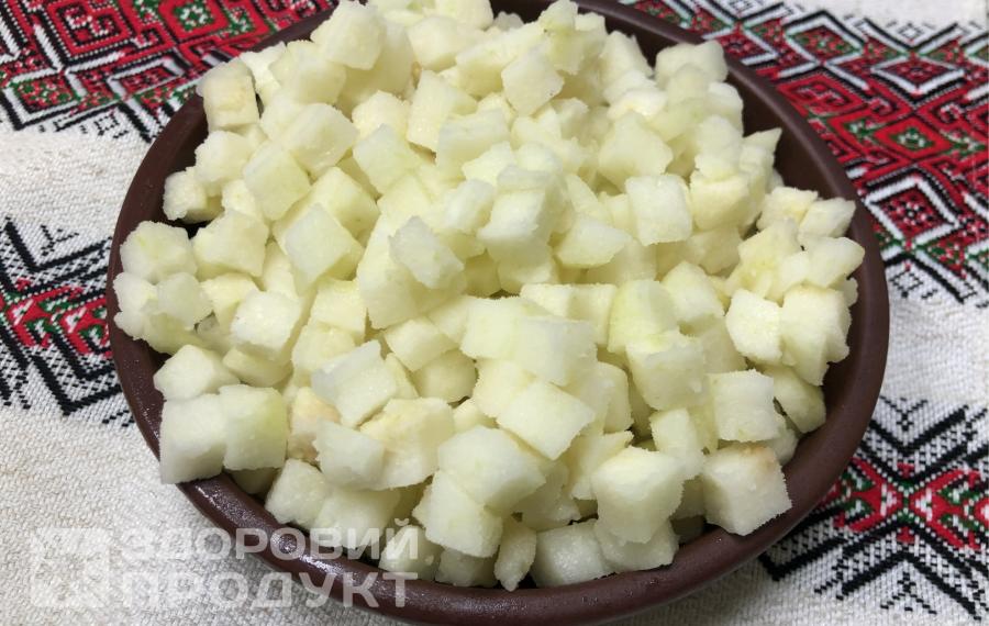 Frozen pear without skin (cube), Poland