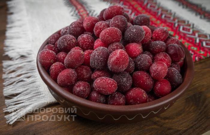 Frozen cranberries (garden), Canada