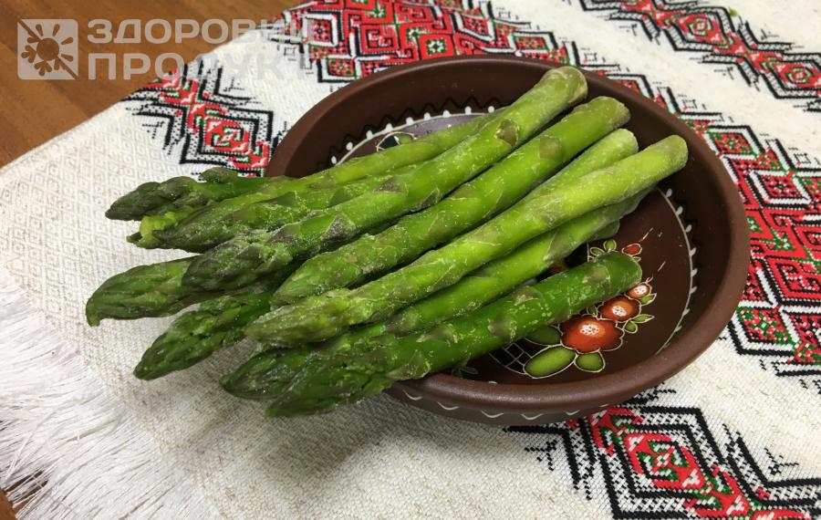 Green asparagus (Asparagus) 1 kg, Poland