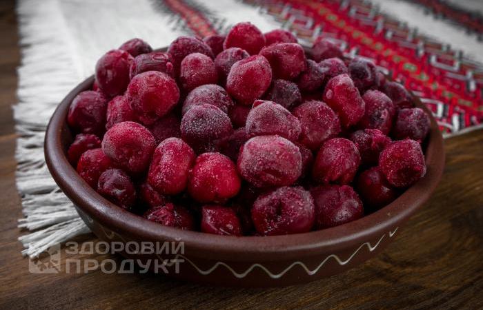 Frozen pitted cherries, Poland